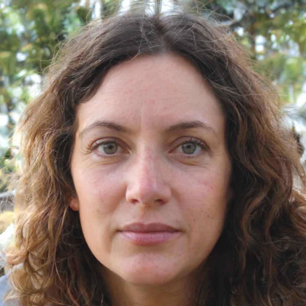 Retrato de Nerea Castellano, educadora financiera